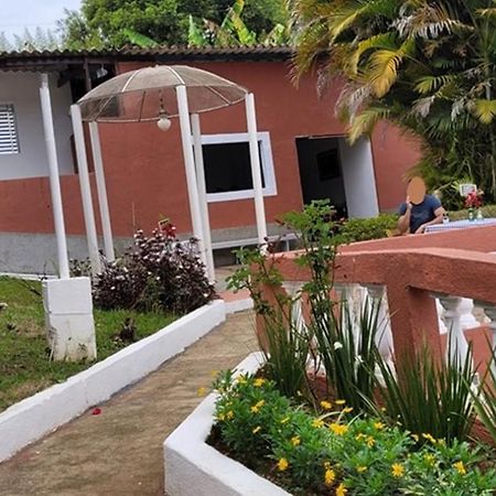 Linda Chacara Com Piscina Churrasqueira E Wi-Fi Mairinque Dış mekan fotoğraf